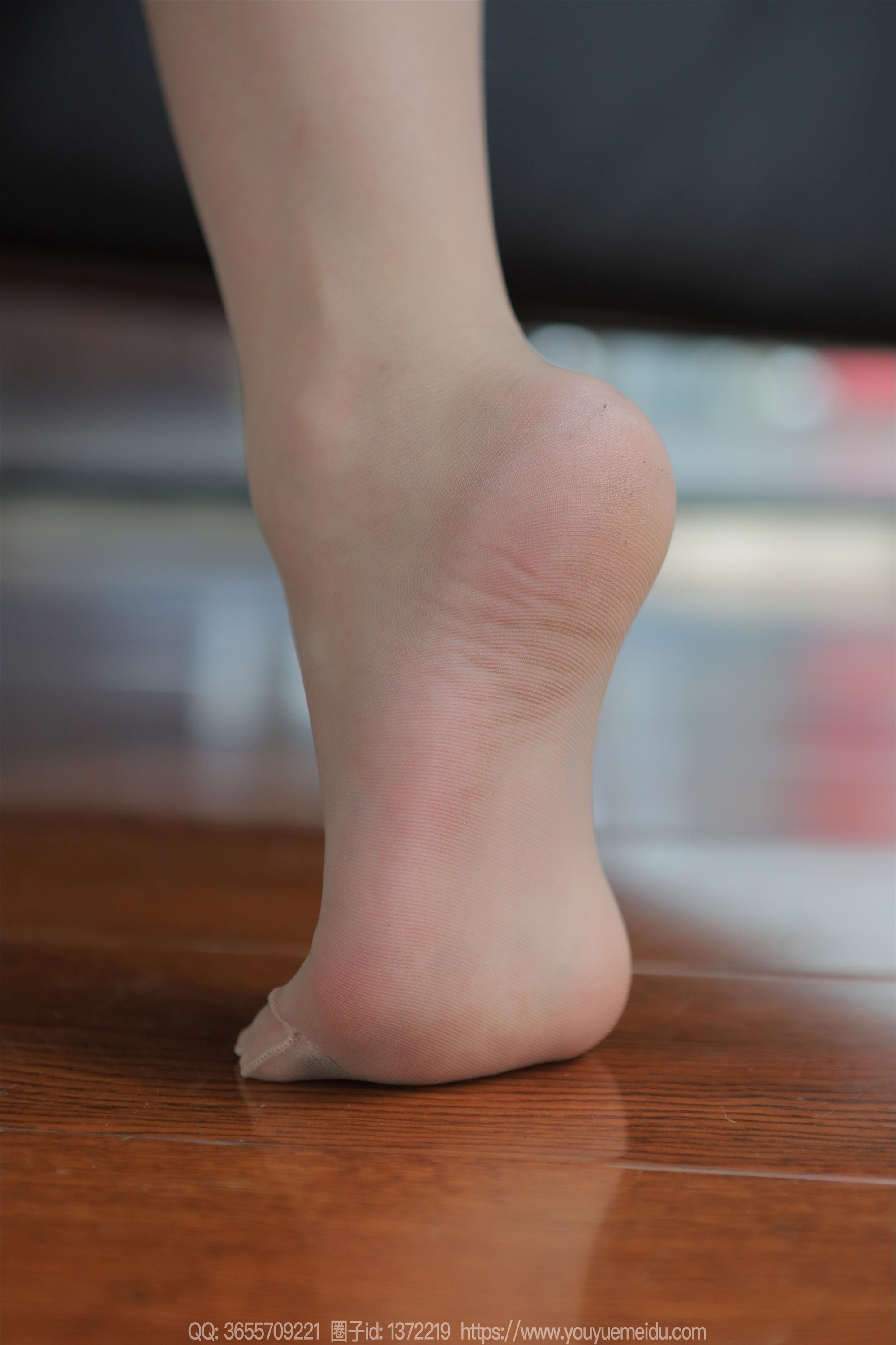 IESS异思趣向  2024.01.22 丝享家 1644 秋秋《白色露背短裙》